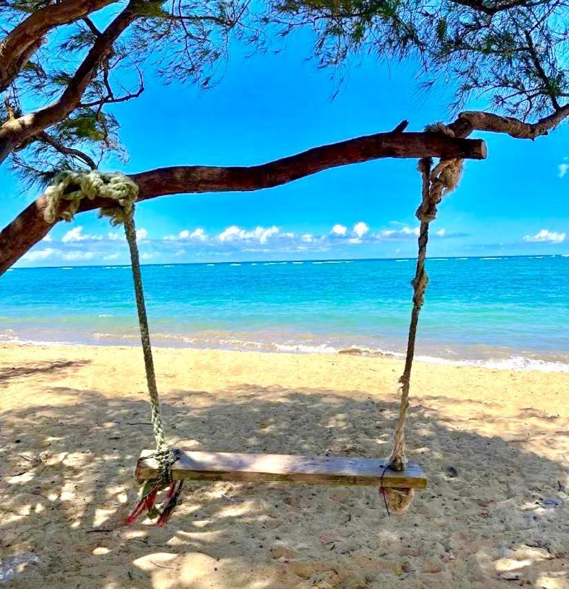 Breezy Beachfront Bali-Style Haven 180 Degree Oceanview Hau'ula Екстериор снимка